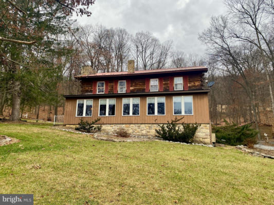 7125 HORSE VALLEY RD, EAST WATERFORD, PA 17021, photo 3 of 50