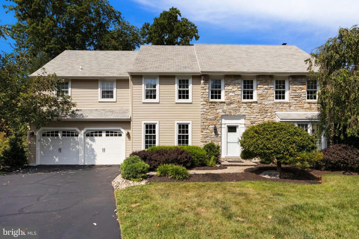 33 TREELINE DR, HOLLAND, PA 18966 Single Family Residence For Sale | MLS#  PABU2074548 | RE/MAX