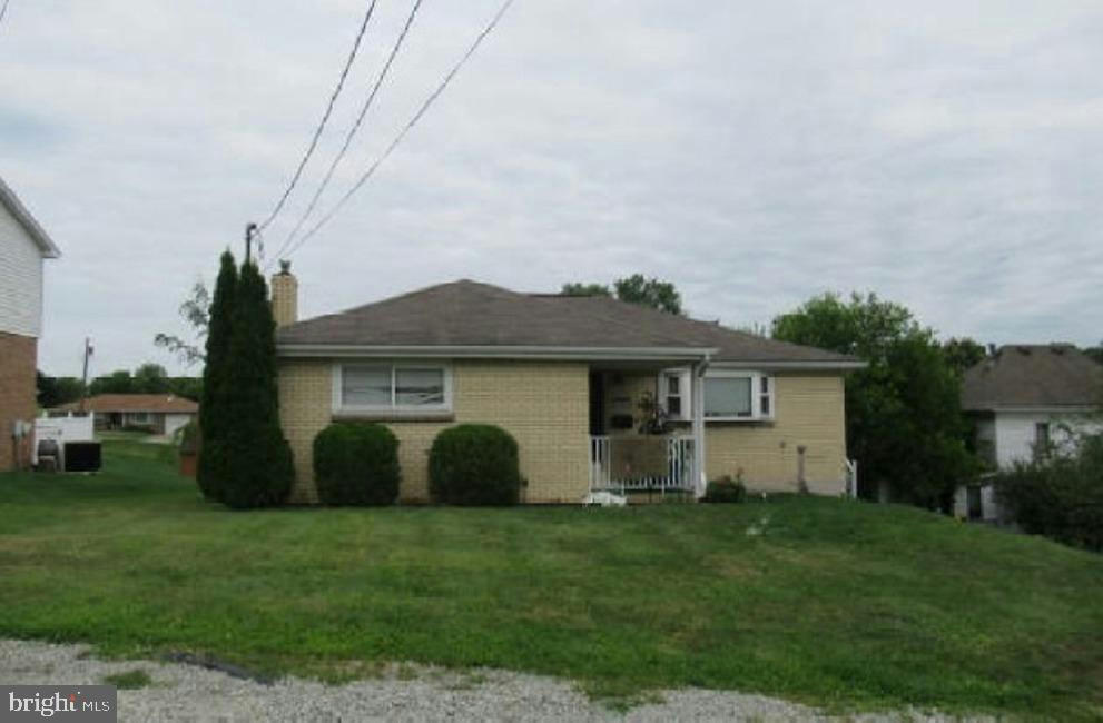 1007 WYLIE AVE, JEANNETTE, PA 15644, photo 1