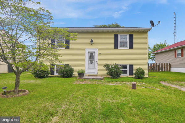 30 FAWN AVE, NEW OXFORD, PA 17350 - Image 1