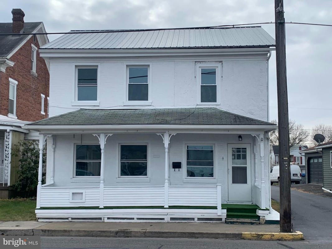 402 S MAIN ST, LEWISTOWN, PA 17044, photo 1 of 20