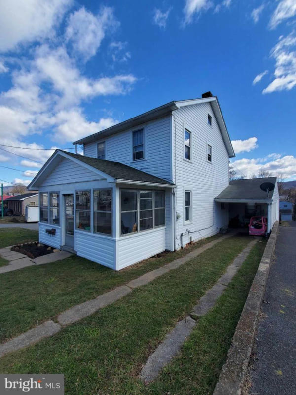 602 W 4TH ST, LEWISTOWN, PA 17044, photo 1 of 49