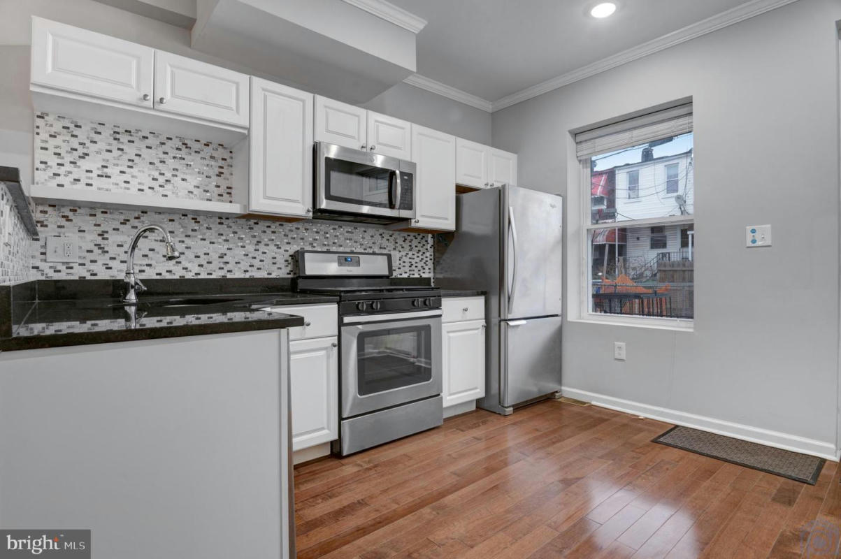 337 S MACON ST, BALTIMORE, MD 21224, photo 1 of 17