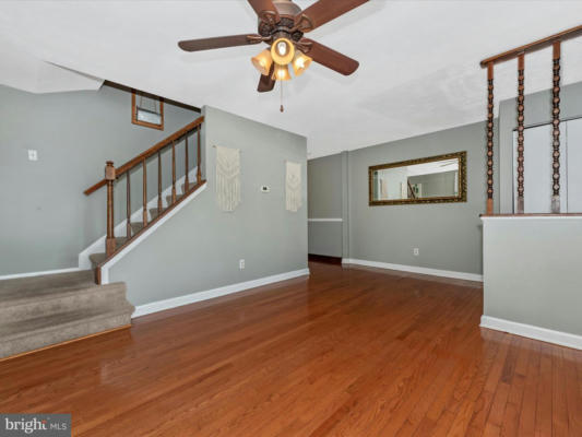 381 W THORNHILL PL, FREDERICK, MD 21703, photo 4 of 45