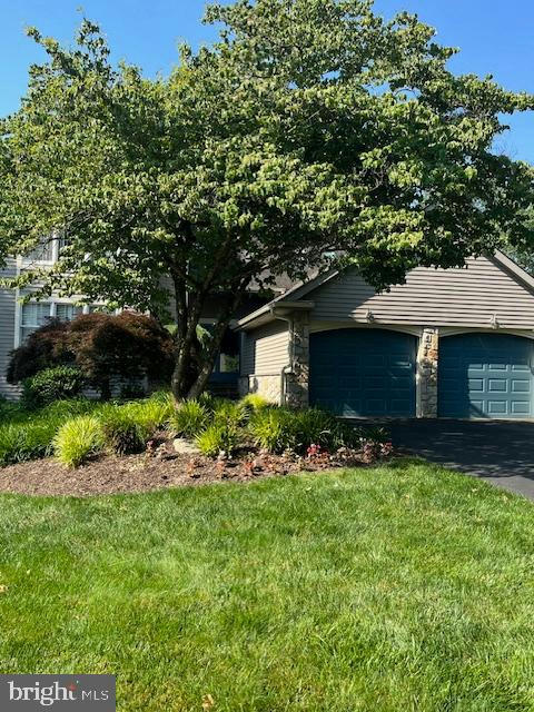 1767 OAK HILL DR, HUNTINGDON VALLEY, PA 19006, photo 1 of 34