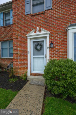 54 HUNTERS RUN CT, RED LION, PA 17356, photo 2 of 35