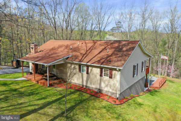 216 ANGEL COUNTRY LN, PAW PAW, WV 25434, photo 4 of 81