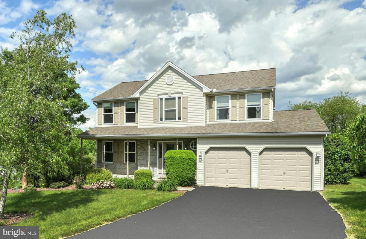 220 SUNSET CIR, RED LION, PA 17356, photo 1 of 51