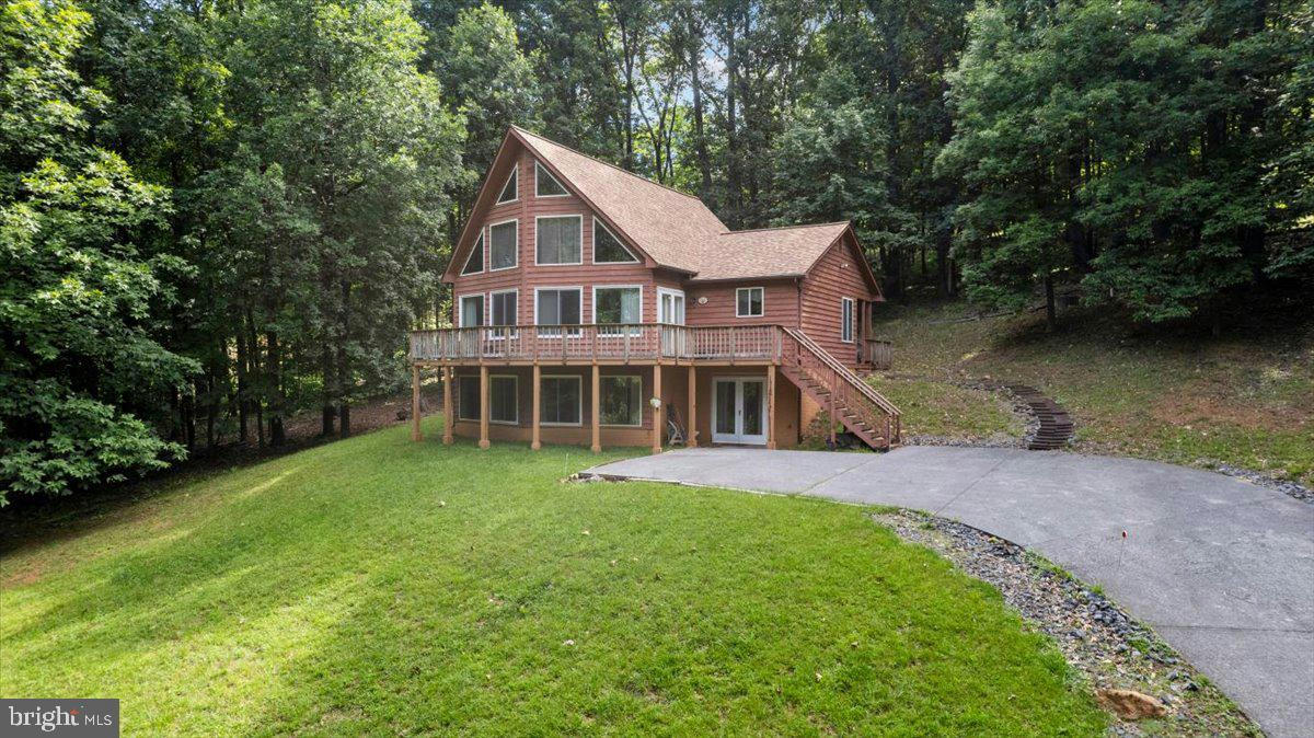 1131 MASSANUTTEN MOUNTAIN DR, FRONT ROYAL, VA 22630 Single Family