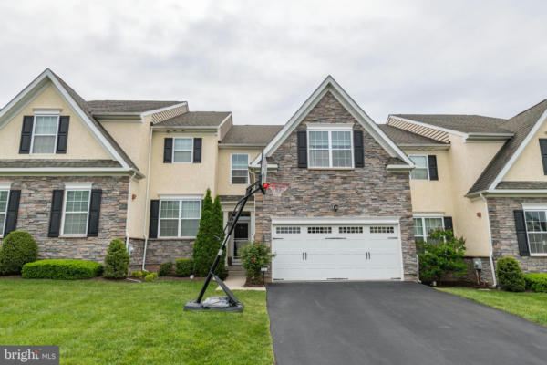 2021 PLEASANT VALLEY DR, LANSDALE, PA 19446 - Image 1