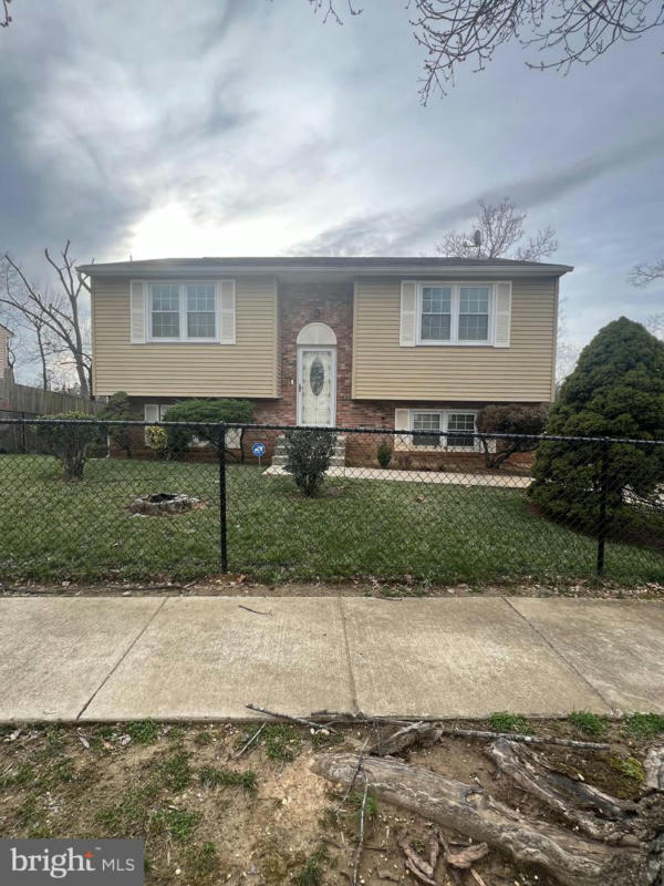 7303 ROANNE DR, OXON HILL, MD 20745, photo 1 of 22