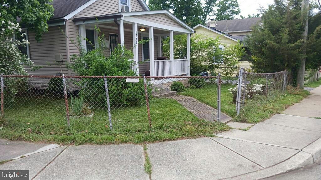 6319 SEAT PLEASANT DR, CAPITOL HEIGHTS, MD 20743, photo 1 of 10