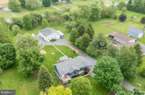 895 CANAL RD, WOMELSDORF, PA 19567 - Image 1