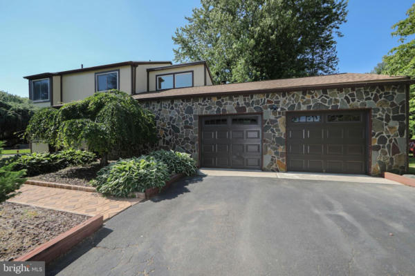 176 INDEPENDENCE DR, HOLLAND, PA 18966 - Image 1