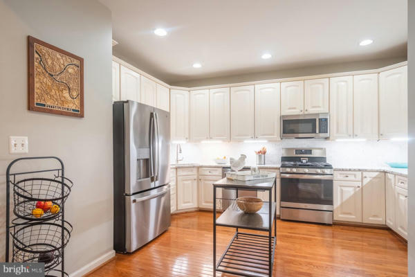 220 W RIDGE CT, WARRENTON, VA 20186 - Image 1