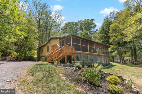 132 HILL TOP RD, GREAT CACAPON, WV 25422 - Image 1