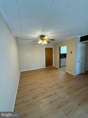 33 W CHESTER PIKE APT E8, RIDLEY PARK, PA 19078, photo 5 of 37