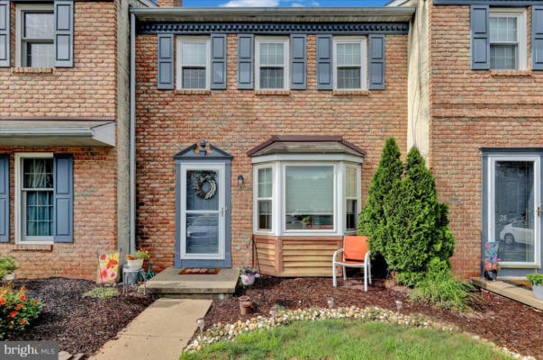 27 WARWICK CT, READING, PA 19606 - Image 1