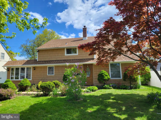 28 GRAPEVINE RD, LEVITTOWN, PA 19057 - Image 1