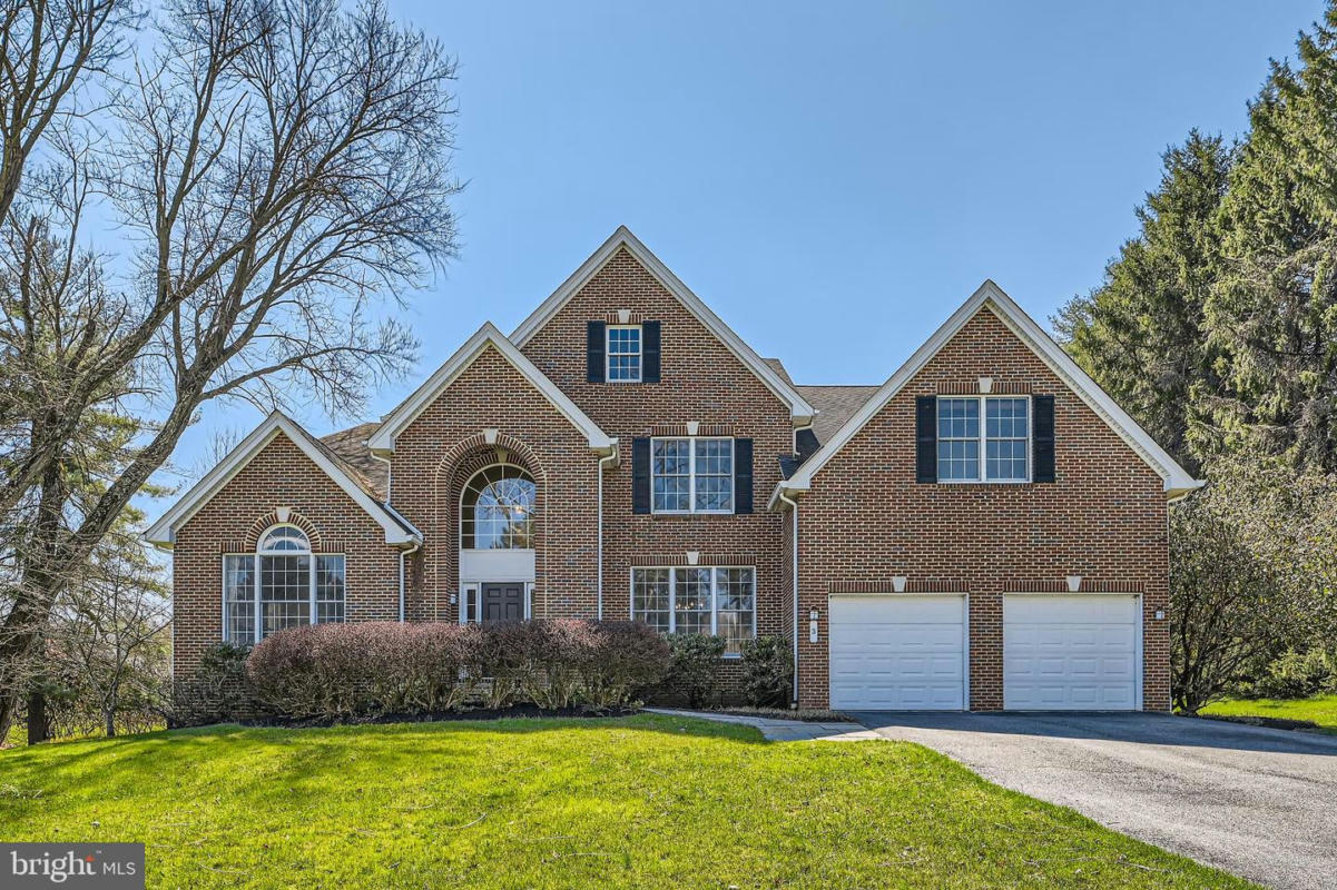 3 STONE HOLLOW CT, PIKESVILLE, MD 21208, photo 1 of 54