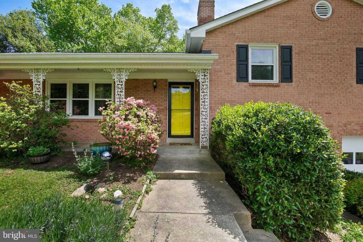 124 MARINE TER, SILVER SPRING, MD 20905, photo 1 of 65