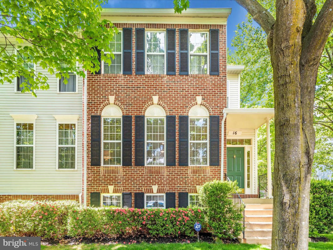 16 BATTERY BEND CT, MONTGOMERY VILLAGE, MD 20886, photo 1 of 62