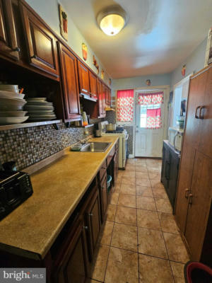 7834 WYNBROOK RD, BALTIMORE, MD 21224, photo 5 of 9