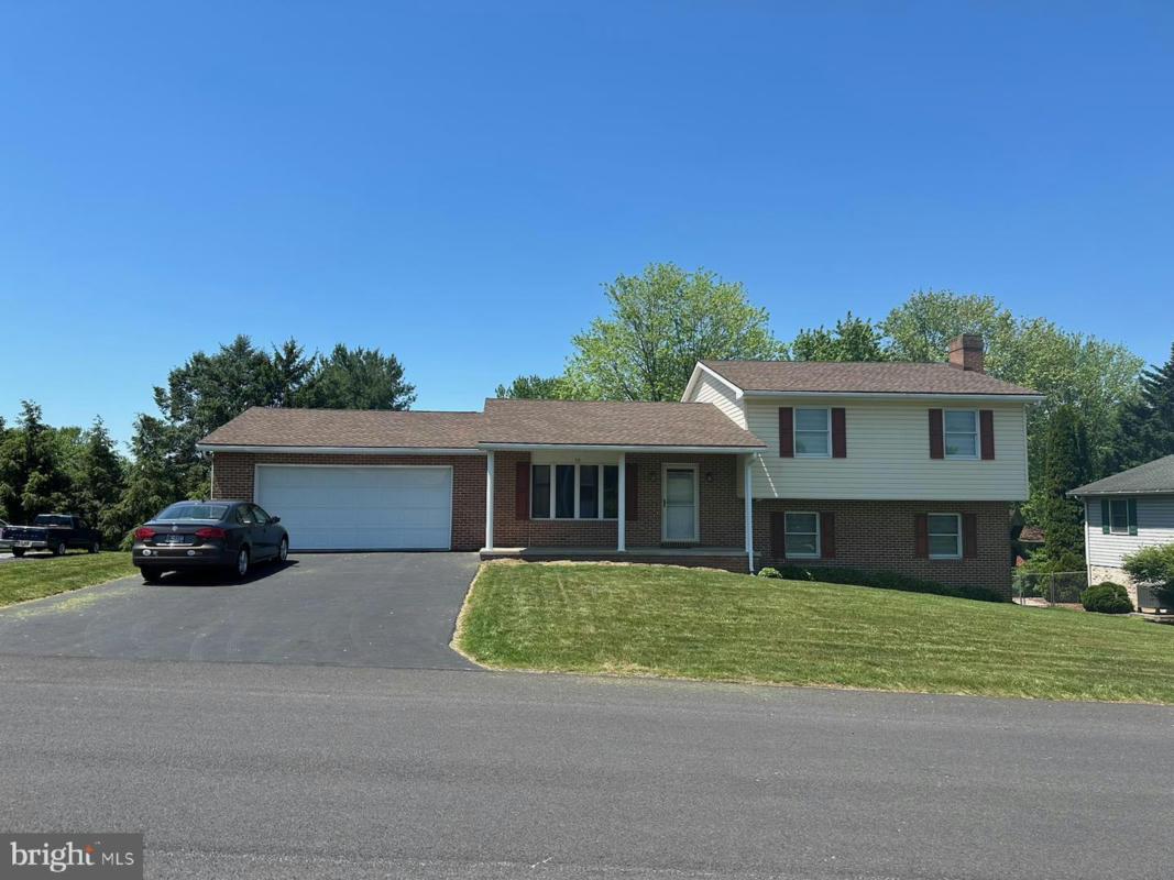 415 ELROCK DR, CHAMBERSBURG, PA 17201, photo 1 of 3