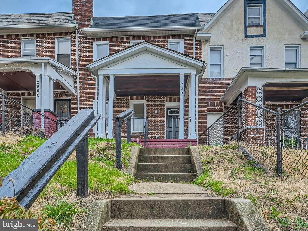 2604 W FOREST PARK AVE, BALTIMORE, MD 21215, photo 1 of 39