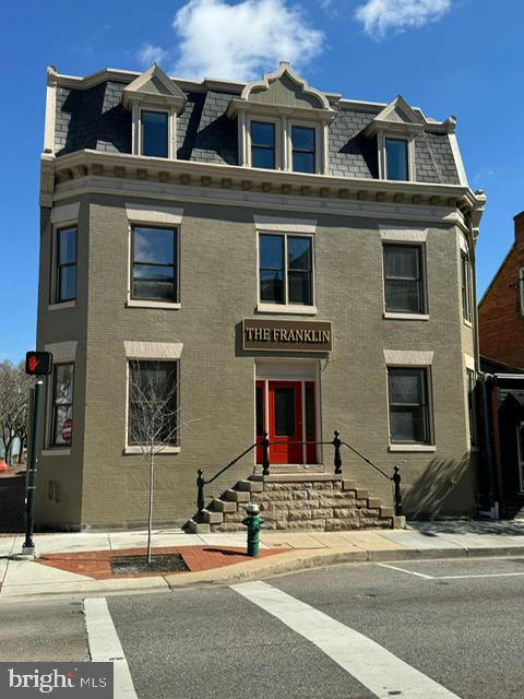 34 W FRANKLIN ST # 5, HAGERSTOWN, MD 21740, photo 1 of 12