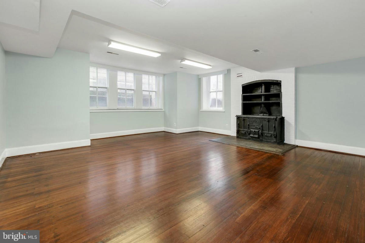 10 W MADISON ST # 1, BALTIMORE, MD 21201, photo 1 of 47
