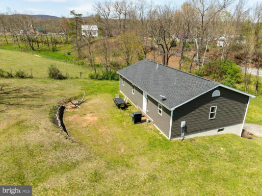 14 PROCESS RD, HEDGESVILLE, WV 25427, photo 4 of 37