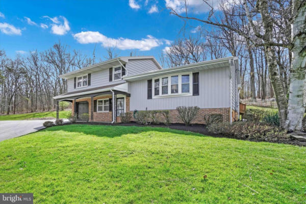 3795 STARVIEW RD, MOUNT WOLF, PA 17347 - Image 1