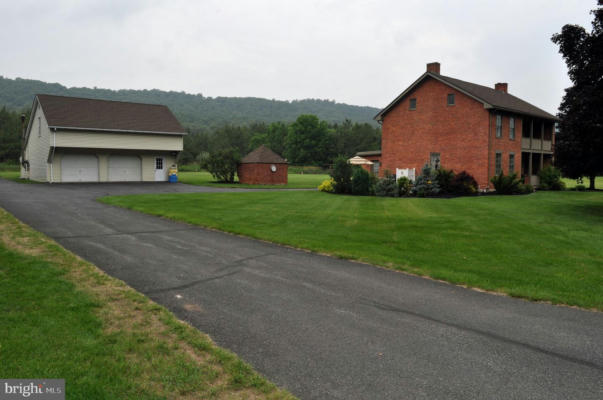25077 GREAT COVE RD, MCCONNELLSBURG, PA 17233, photo 4 of 61