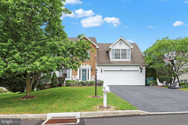 120 HILLTOP DR, MOUNT HOLLY SPRINGS, PA 17065 - Image 1